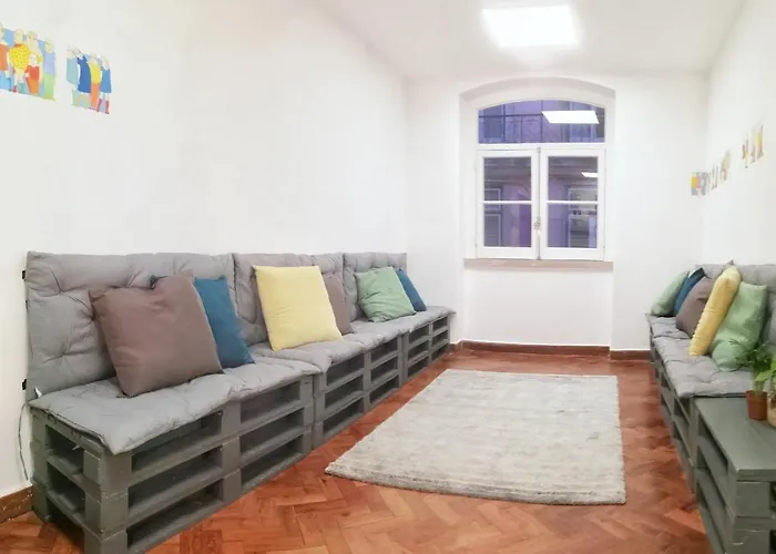 Draft Hostel&rooms * Lissabon