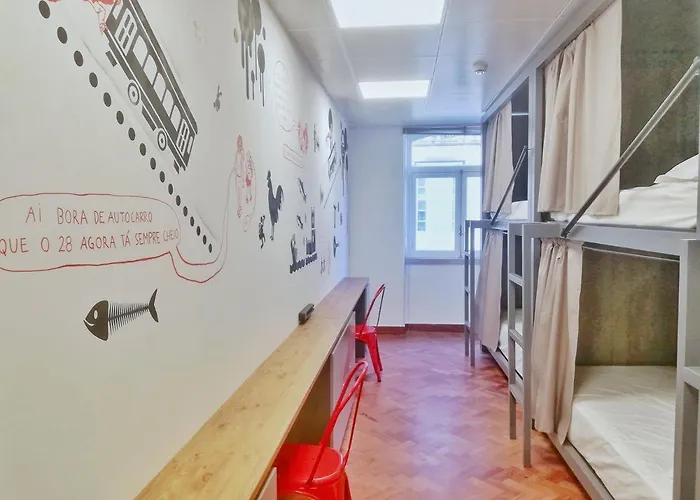 אכסניה Draft & *