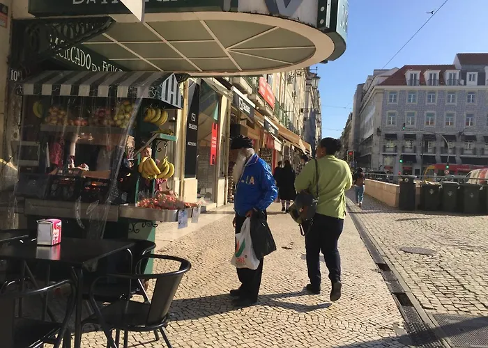 Draft & אכסניה ליסבון