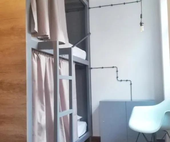 Draft & ホステル *