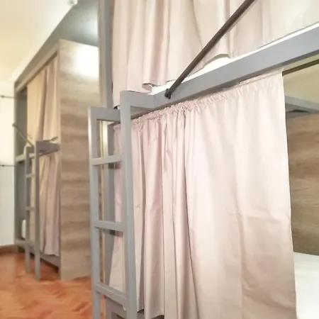 Draft Hostel&rooms Lissabon